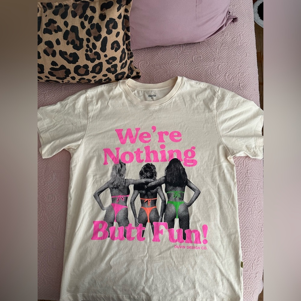 Men’s graphic tee